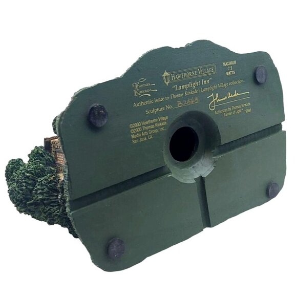 SOLD Thomas Kinkade Hawthorne Village Lamplight Inn Sculpture #79986 Christmas - Picture 7 of 10